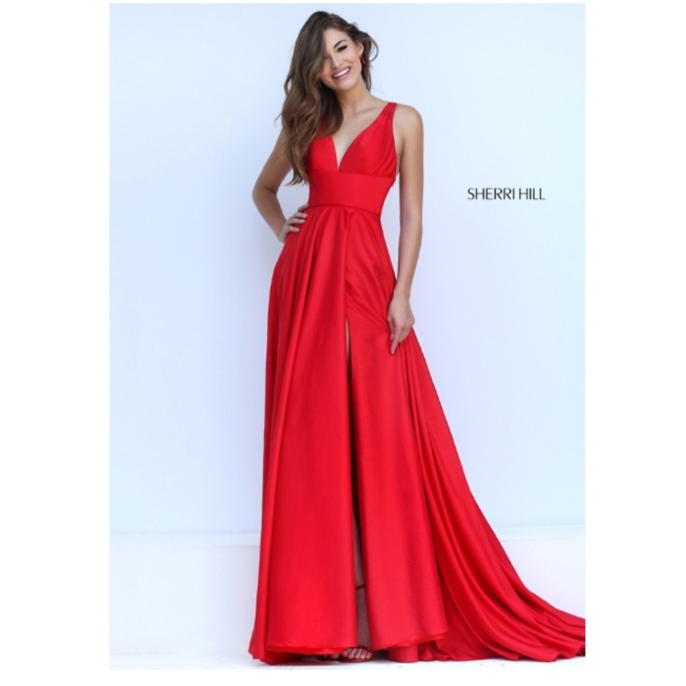 Red Sherri Hill Prom Dress